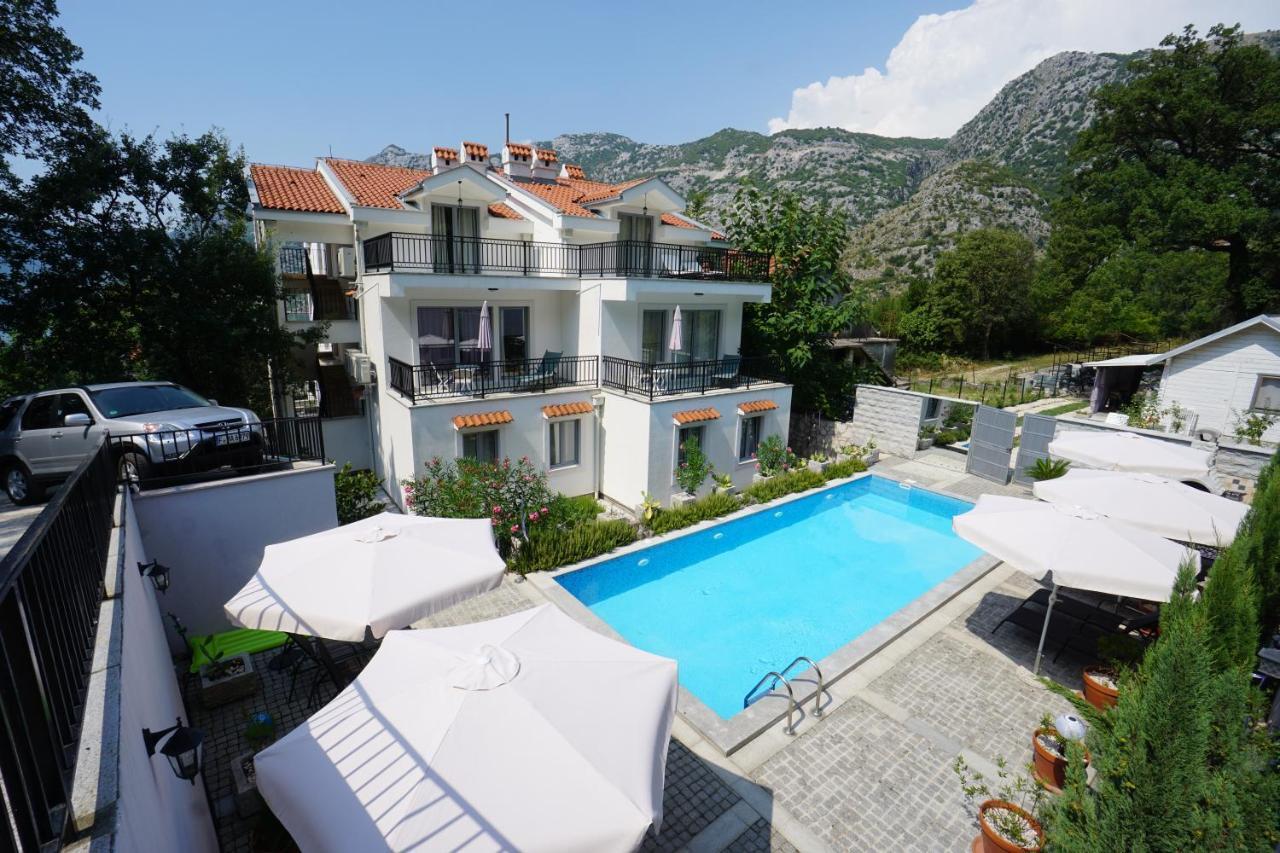Apartments Castello Risano Экстерьер фото